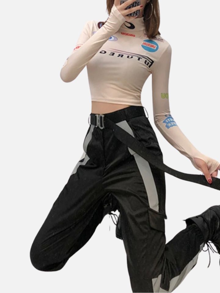 Cropped Feminino Manga Longa Branco 'Future Girl'