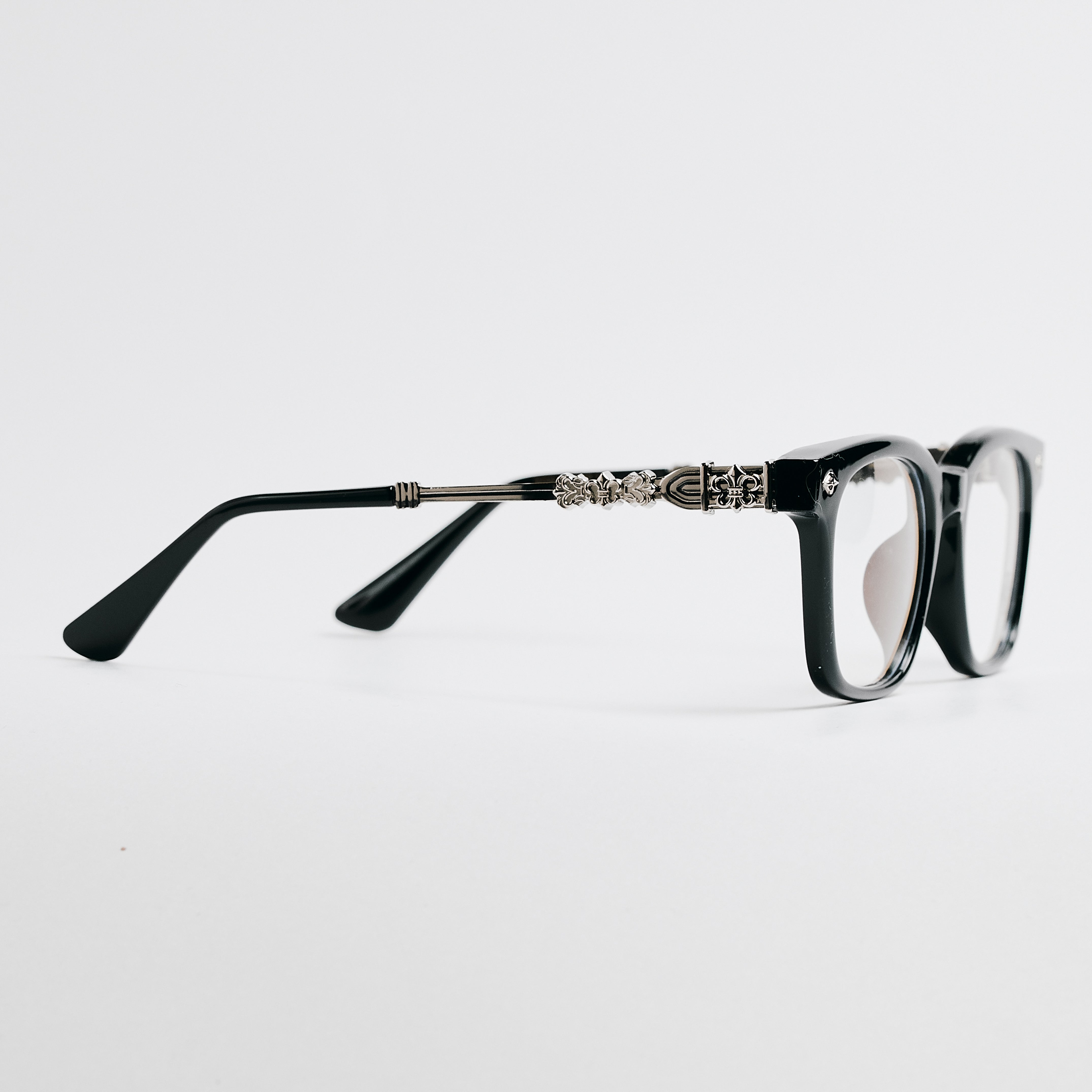 Obsidian Shine Silver